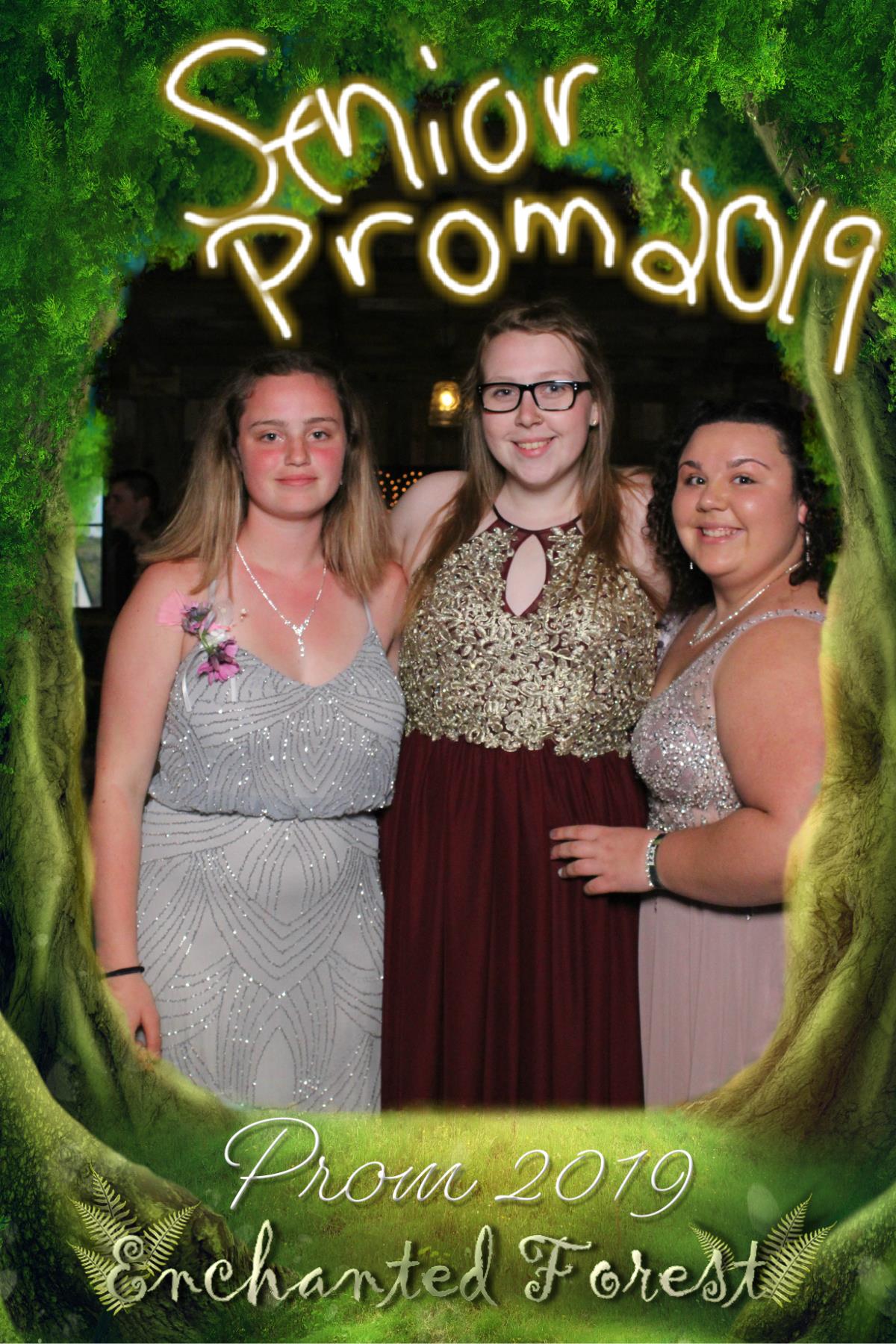 Rangeley Prom | View more photos from the event at gallery.mainemagicmirror.com/u/MaineMagicMirror/Rangeley-Prom